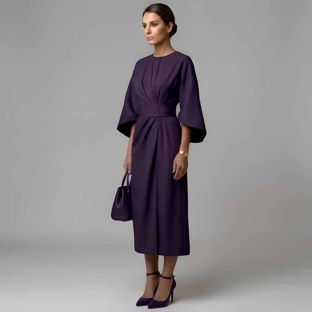 Eevee - Robe élégante à manches chauve-souris et cordon à la taille