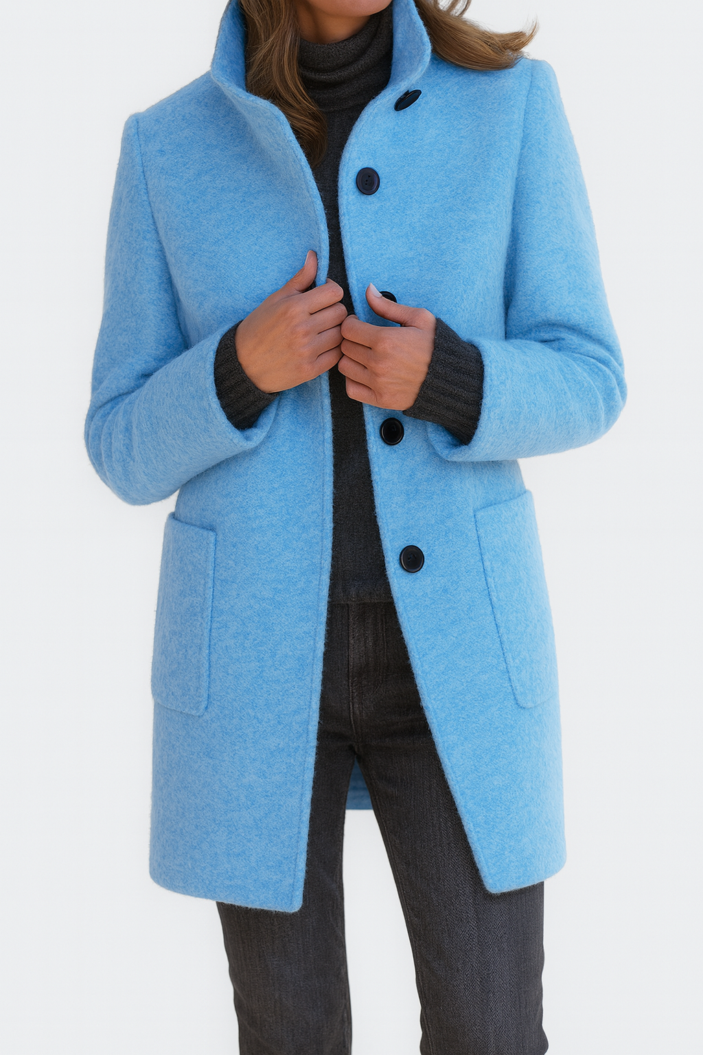 Manteau long à col classique avec boutons élégants