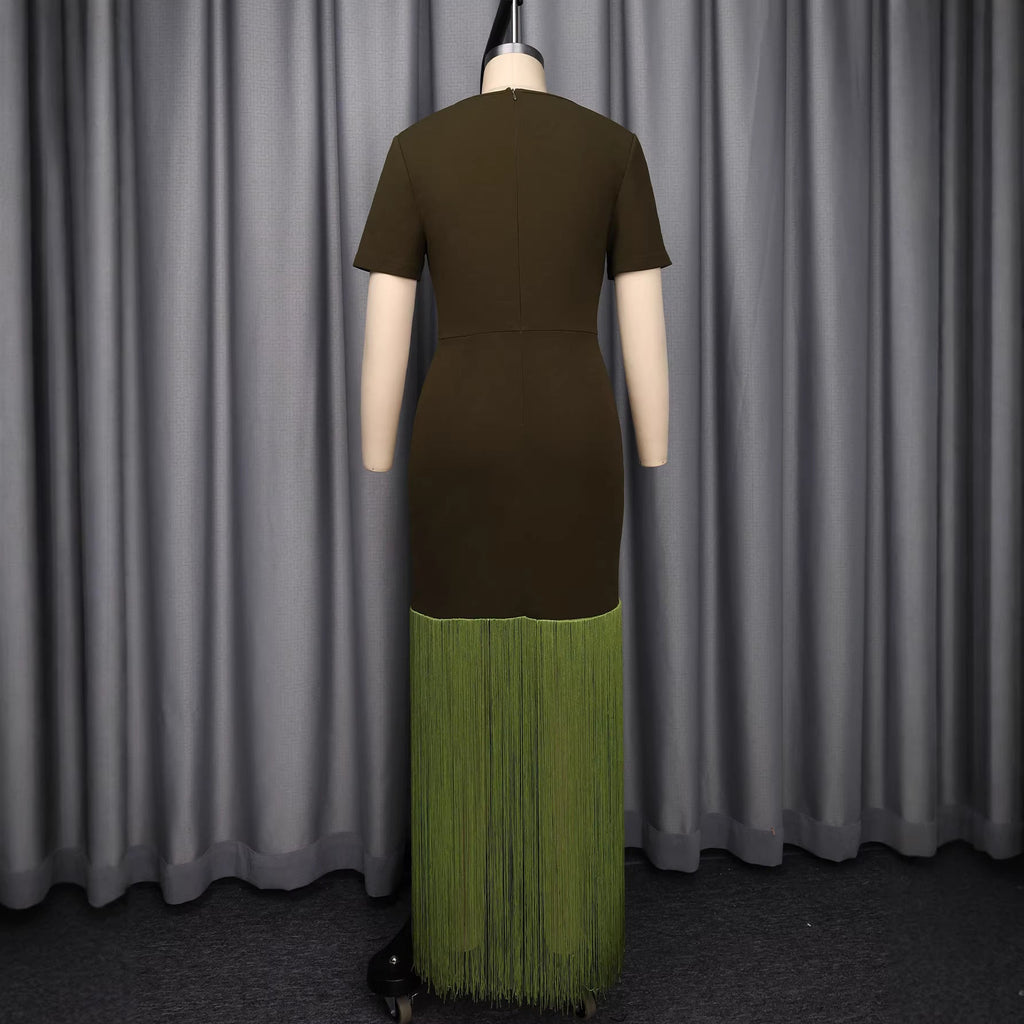 Robe maxi femme avec jupe asymétrique et design élégant à découpes Mirla