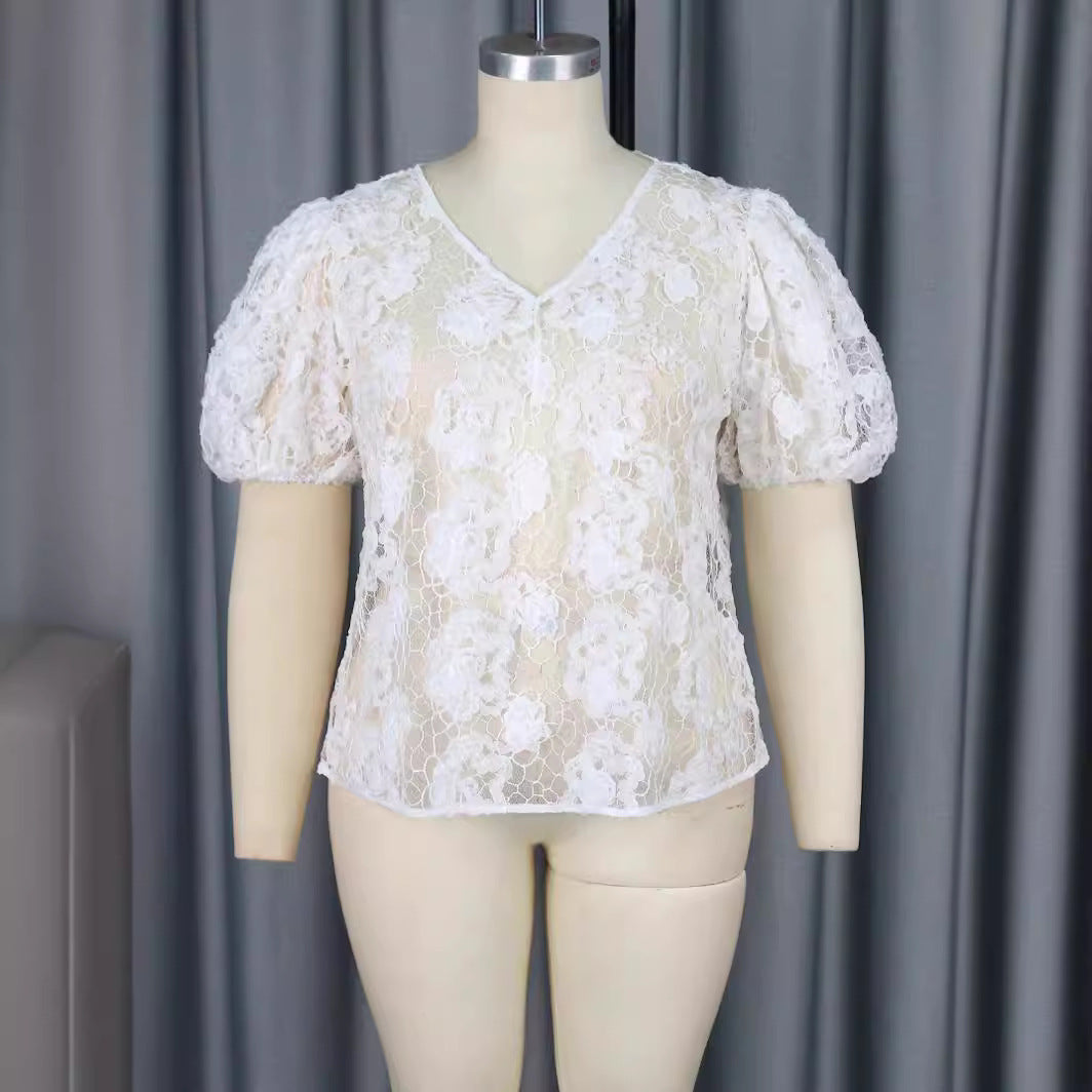Blouse en dentelle ludique avec des manches volumineuses Mirla