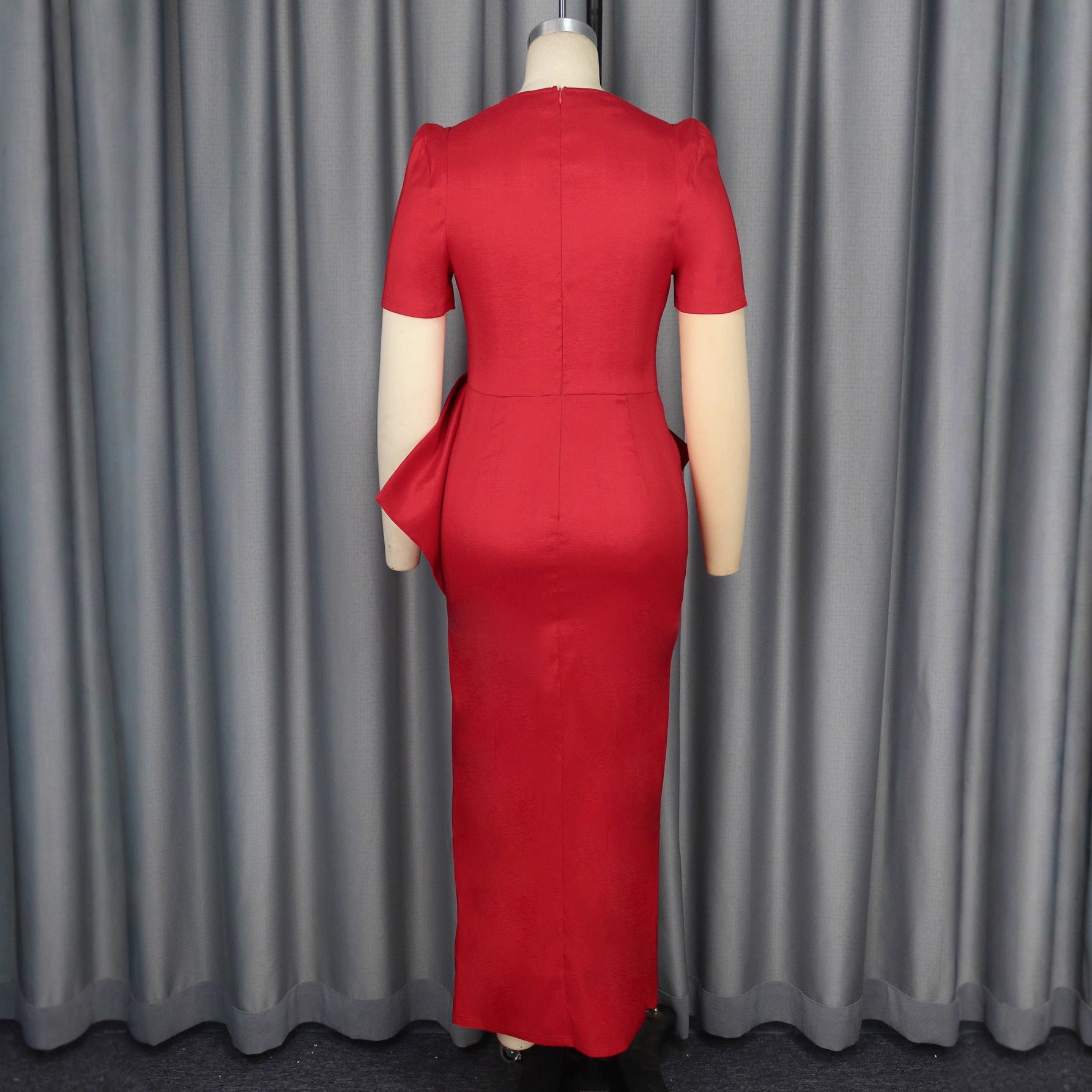 Robe Maxi Femme avec drapé élégant et jupe volumineuse Mirla