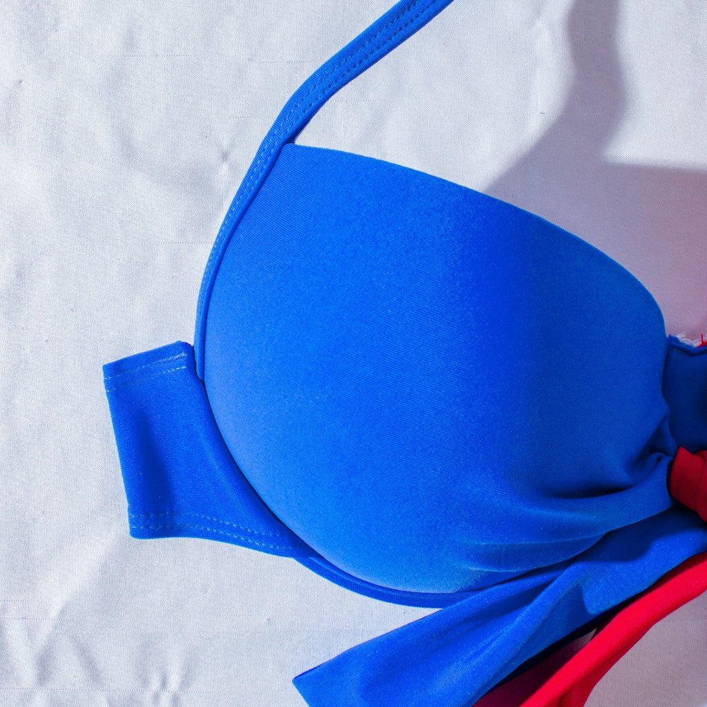Bikini taille haute pour femmes avec un design de nœud ludique Mirla
