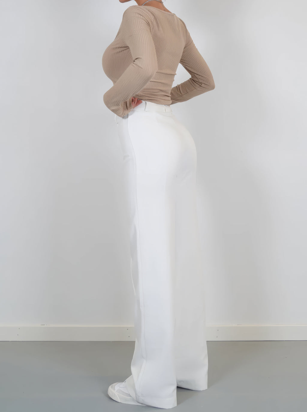 Pantalon Femme | Taille Haute & Jambes Droites