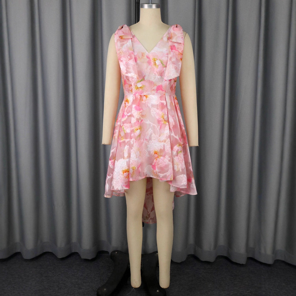 Robe cocktail féminine Lekfull avec ourlet asymétrique et détails en volants Mirla