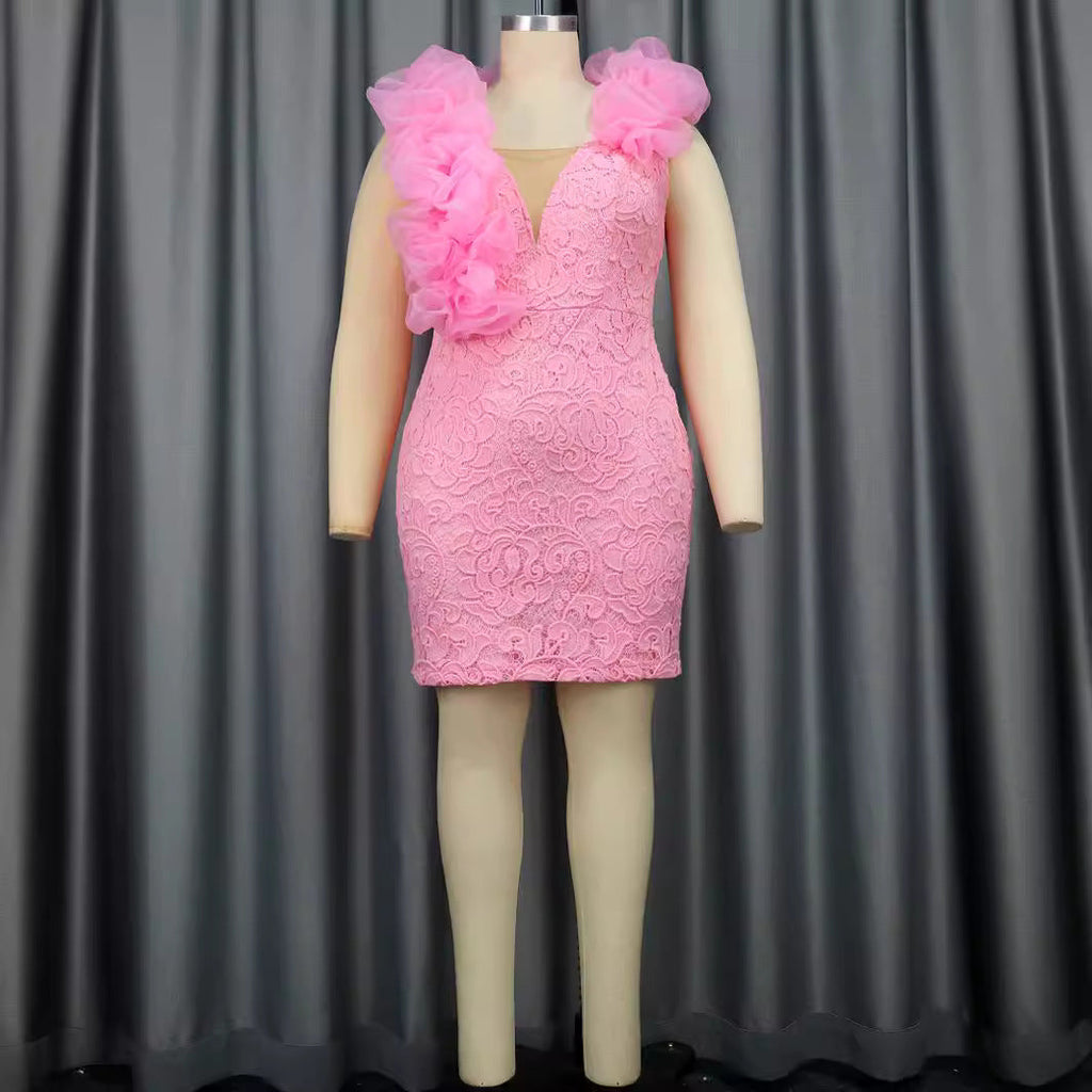 Robe Minimaliste Femme avec Broderie en Dentelle Luxueuse et Volants Mirla