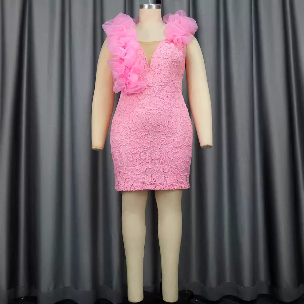 Robe Minimaliste Femme avec Broderie en Dentelle Luxueuse et Volants Mirla