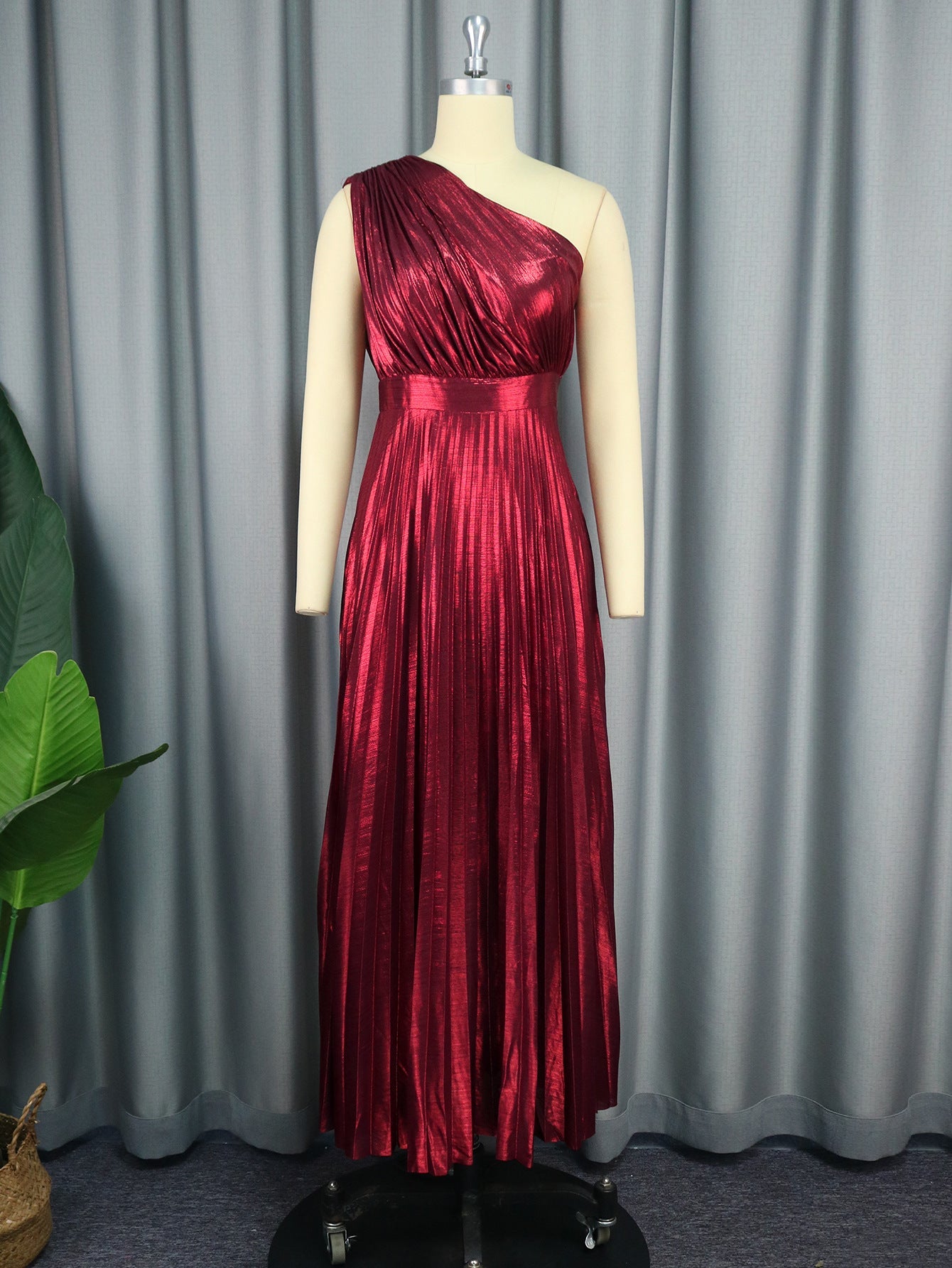 Robe de soirée plissée pour femmes avec haut scintillant Mirla