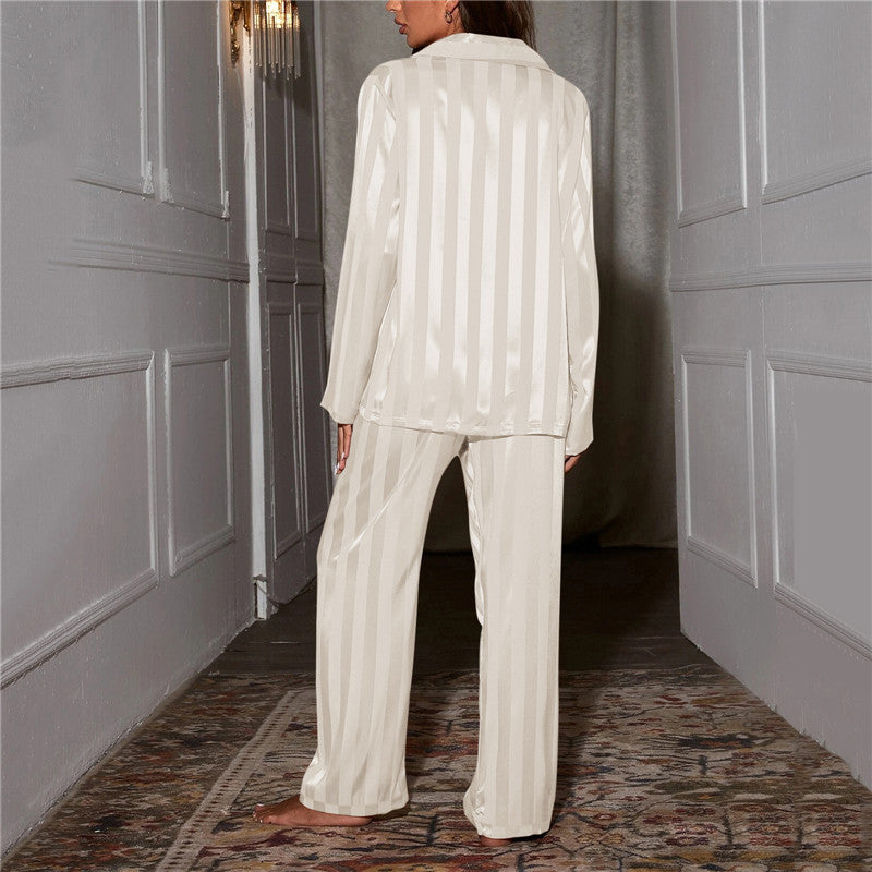 Silkig Lugn | Ensemble de Pyjama en Satin Élégant pour la Détente