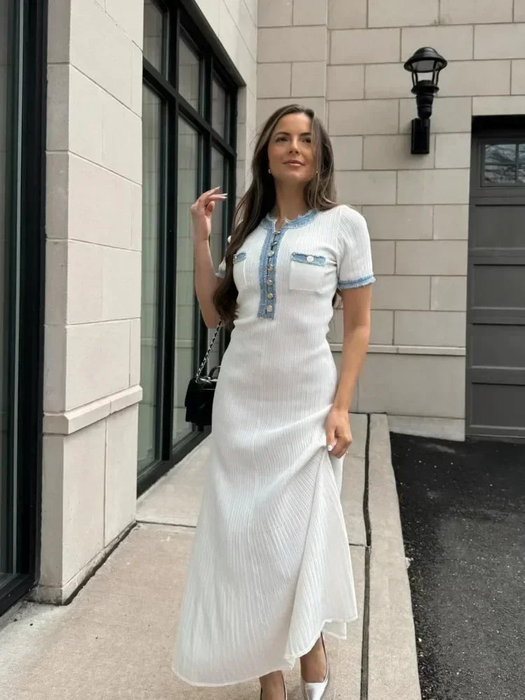 Robe Maxi Tricotée Blanche à Côtes – Robe d'Été Élégante à Manches Courtes pour Femmes