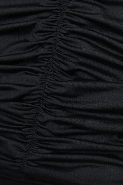 Robe Mince Off-Shoulder avec Surface Drapée
