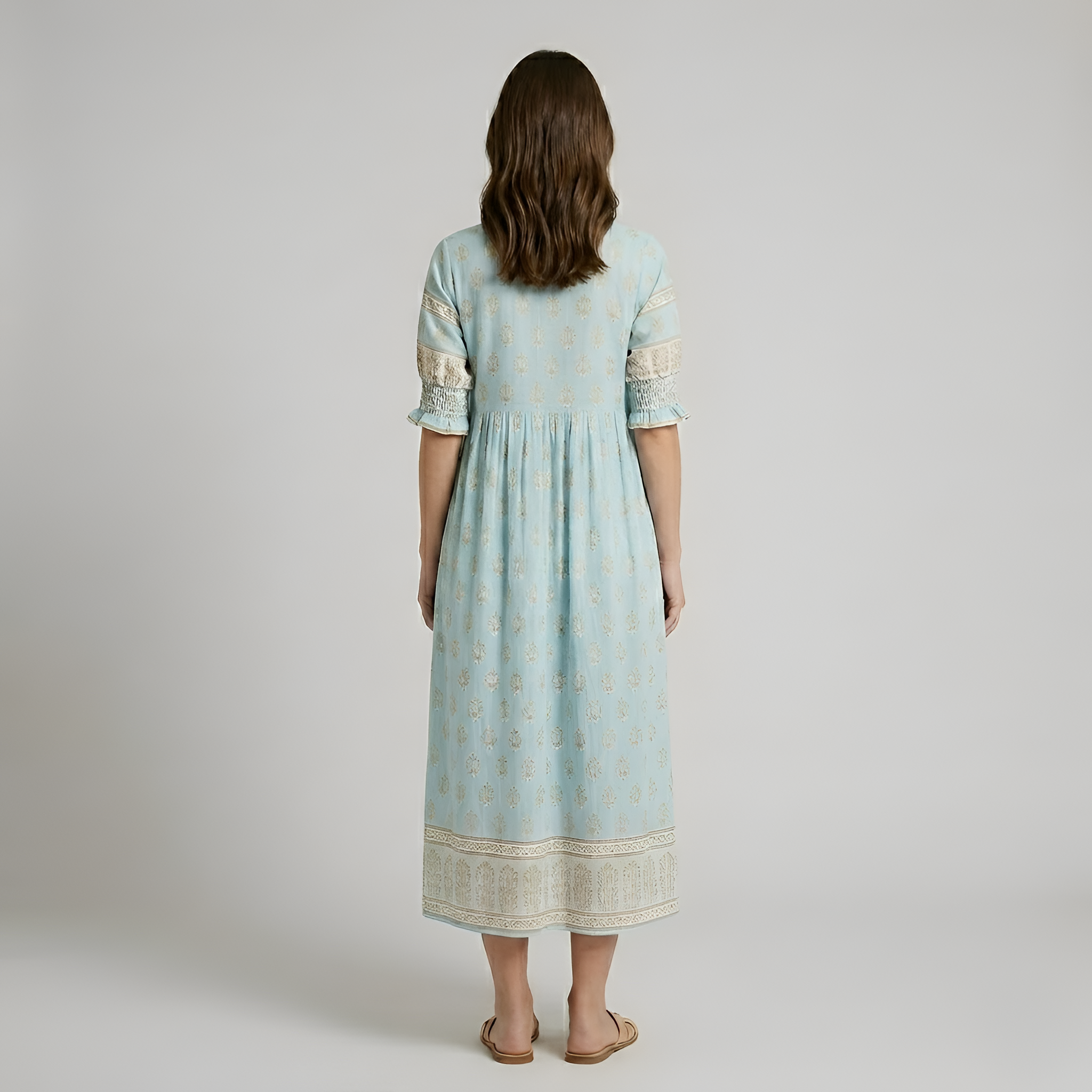 Ysabel - Robe d'été fluide à fleurs et encolure en V