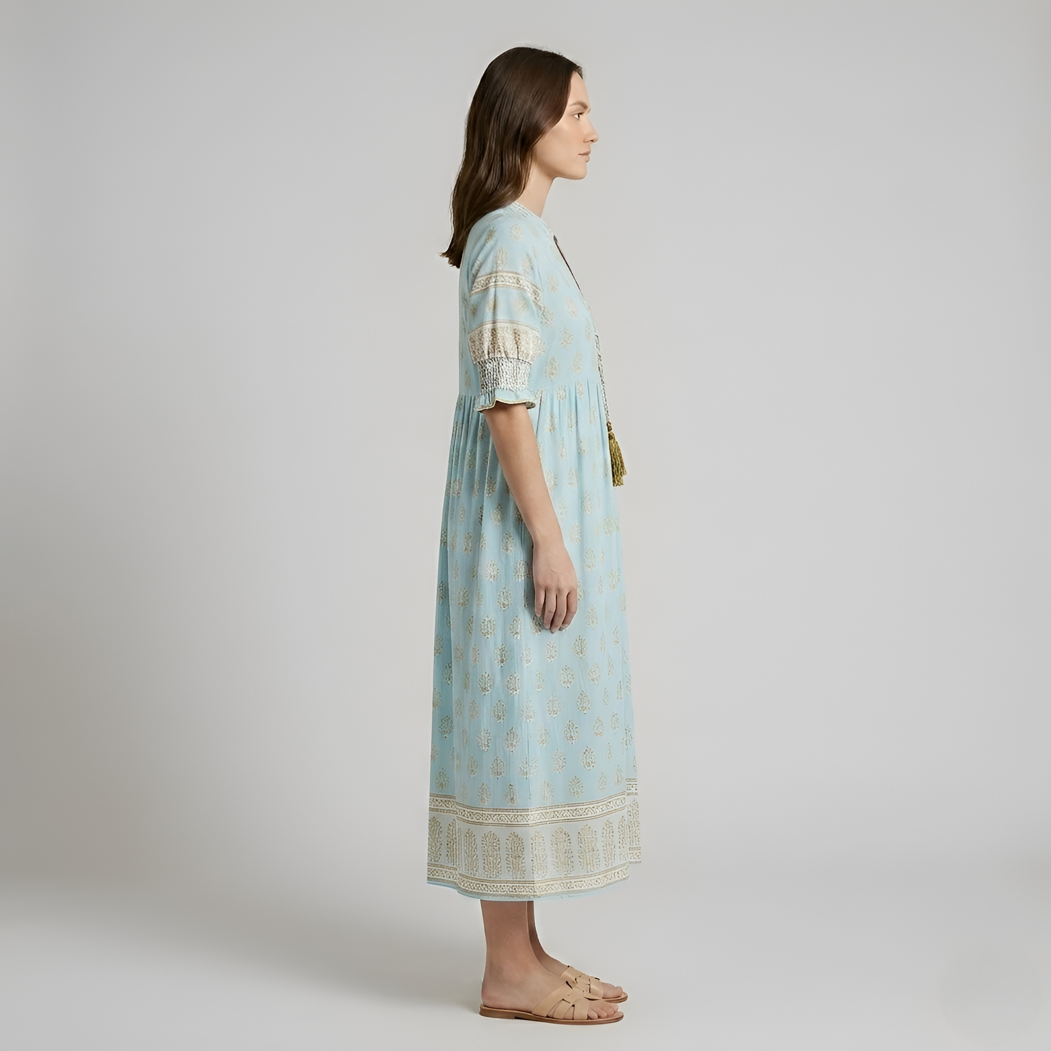 Ysabel - Robe d'été fluide à fleurs et encolure en V