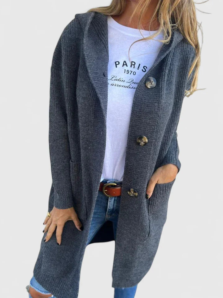 Klaudia | Veste longue en tricot classique et élégante à boutons