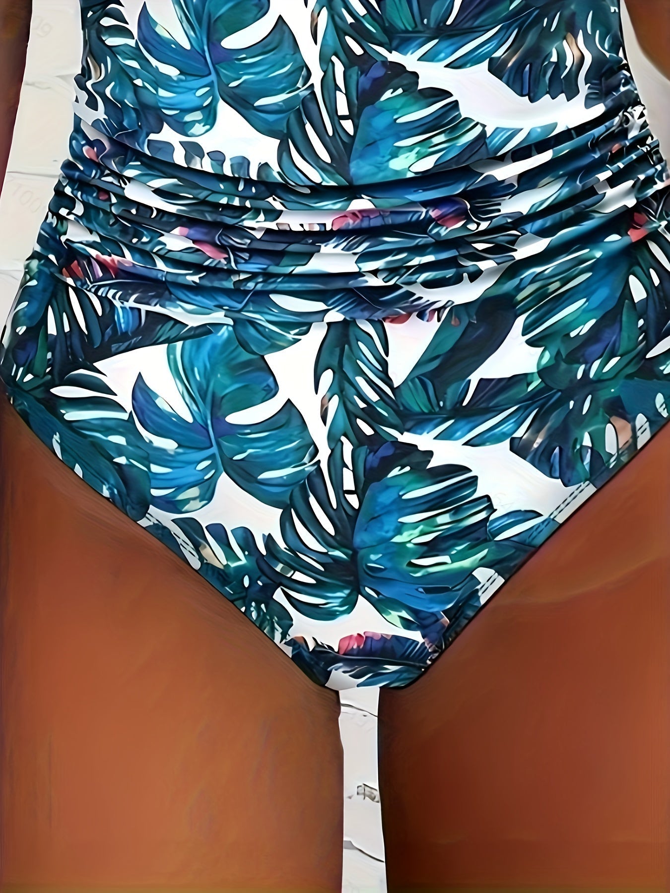 Maillot de bain dos nu à col en V