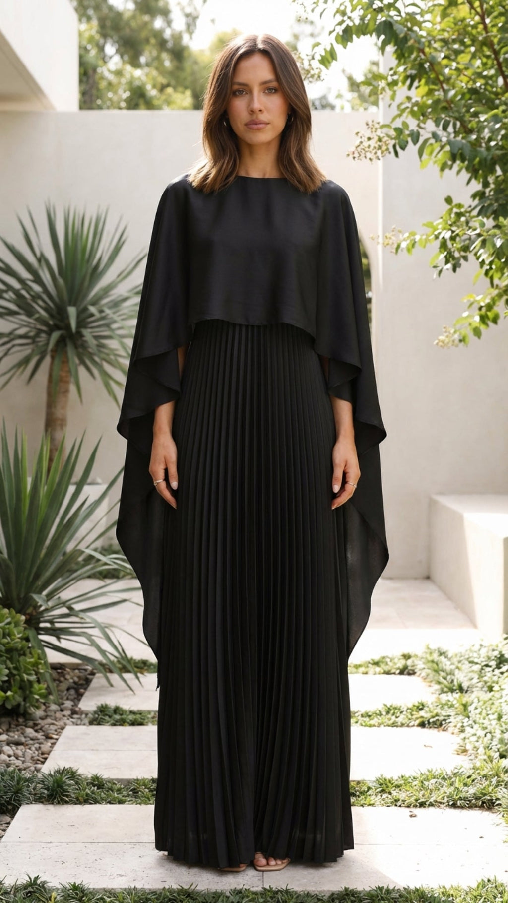 Aniya | Robe Maxi à Manches Longues en Cape pour Invitées de Mariage