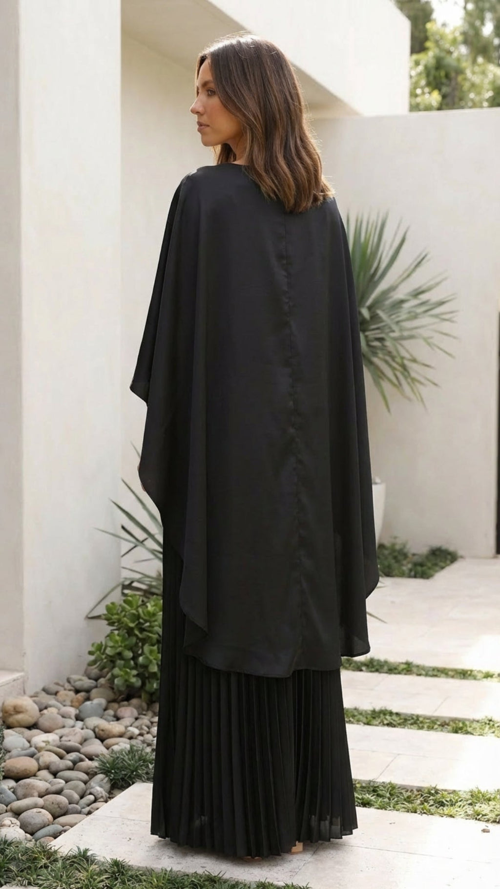 Aniya | Robe Maxi à Manches Longues en Cape pour Invitées de Mariage