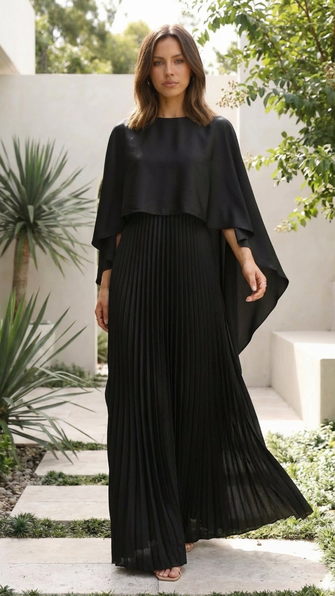 Aniya | Robe Maxi à Manches Longues en Cape pour Invitées de Mariage