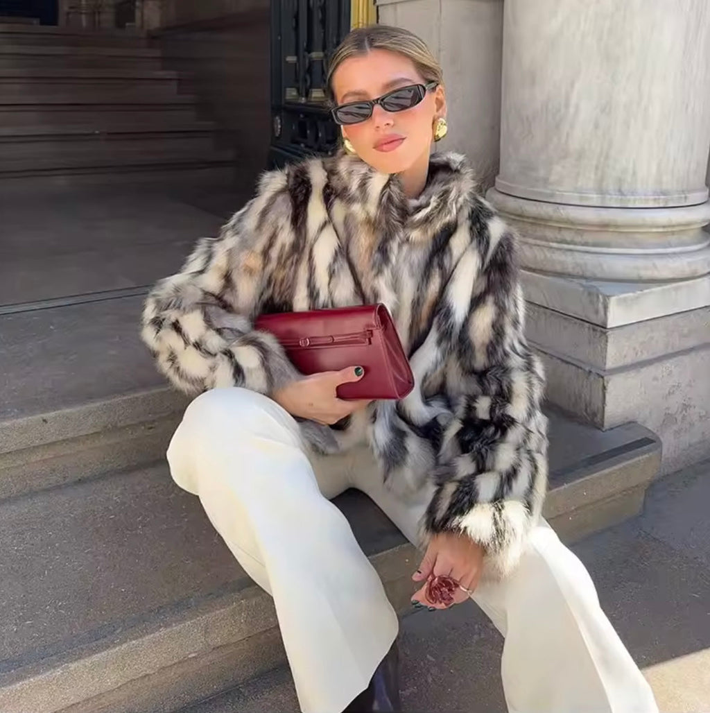 Chelsea | Manteau en fausse fourrure à imprimé animal pour femmes