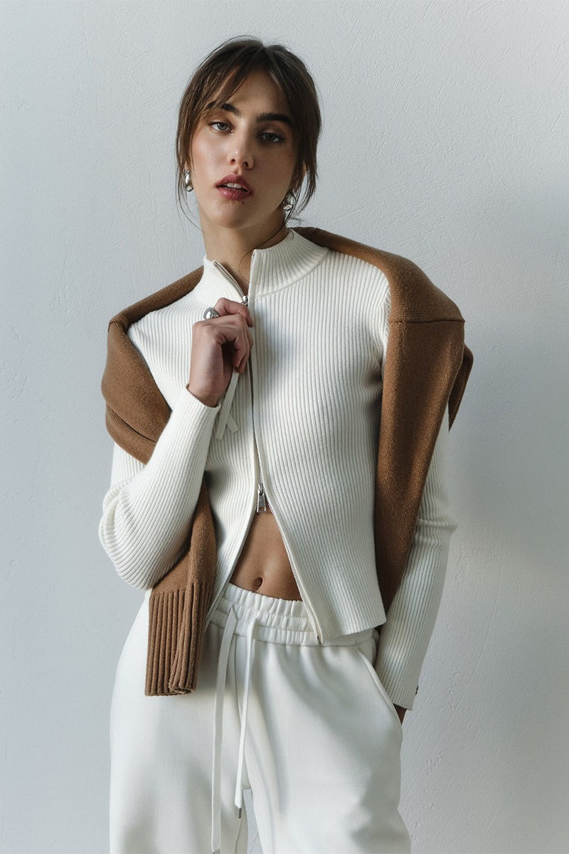 Corinne | Cardigan à col montant zippé en tricot côtelé pour femmes