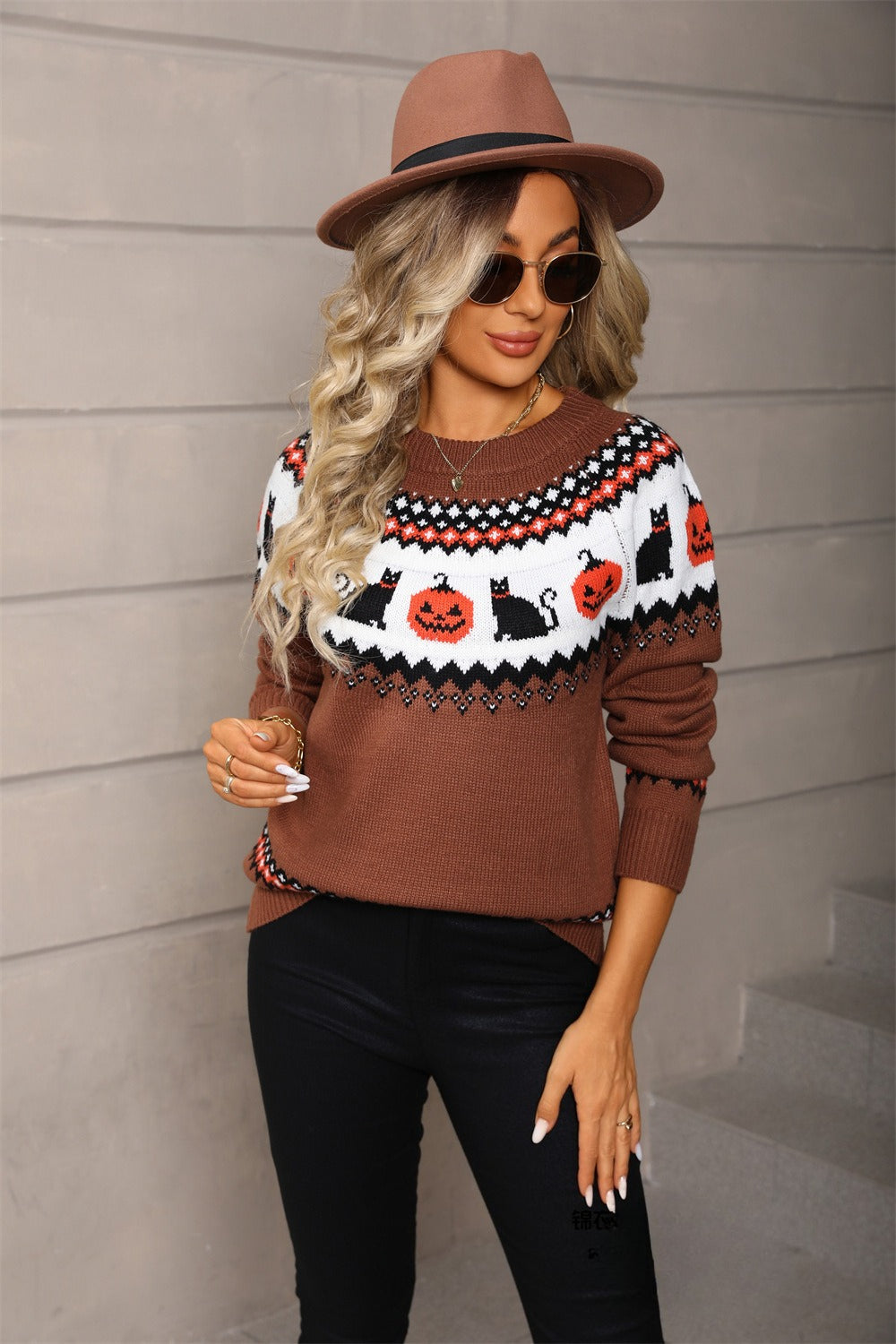 Darcy | Pull en Tricot pour Femmes avec Motif de Citrouille et de Chat pour Halloween à Manches Longues