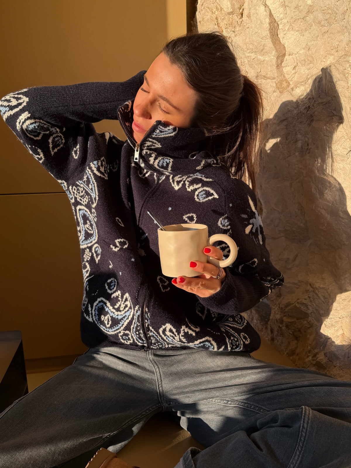 Delaney | Cardigan tricoté zippé pour femmes à motif paisley