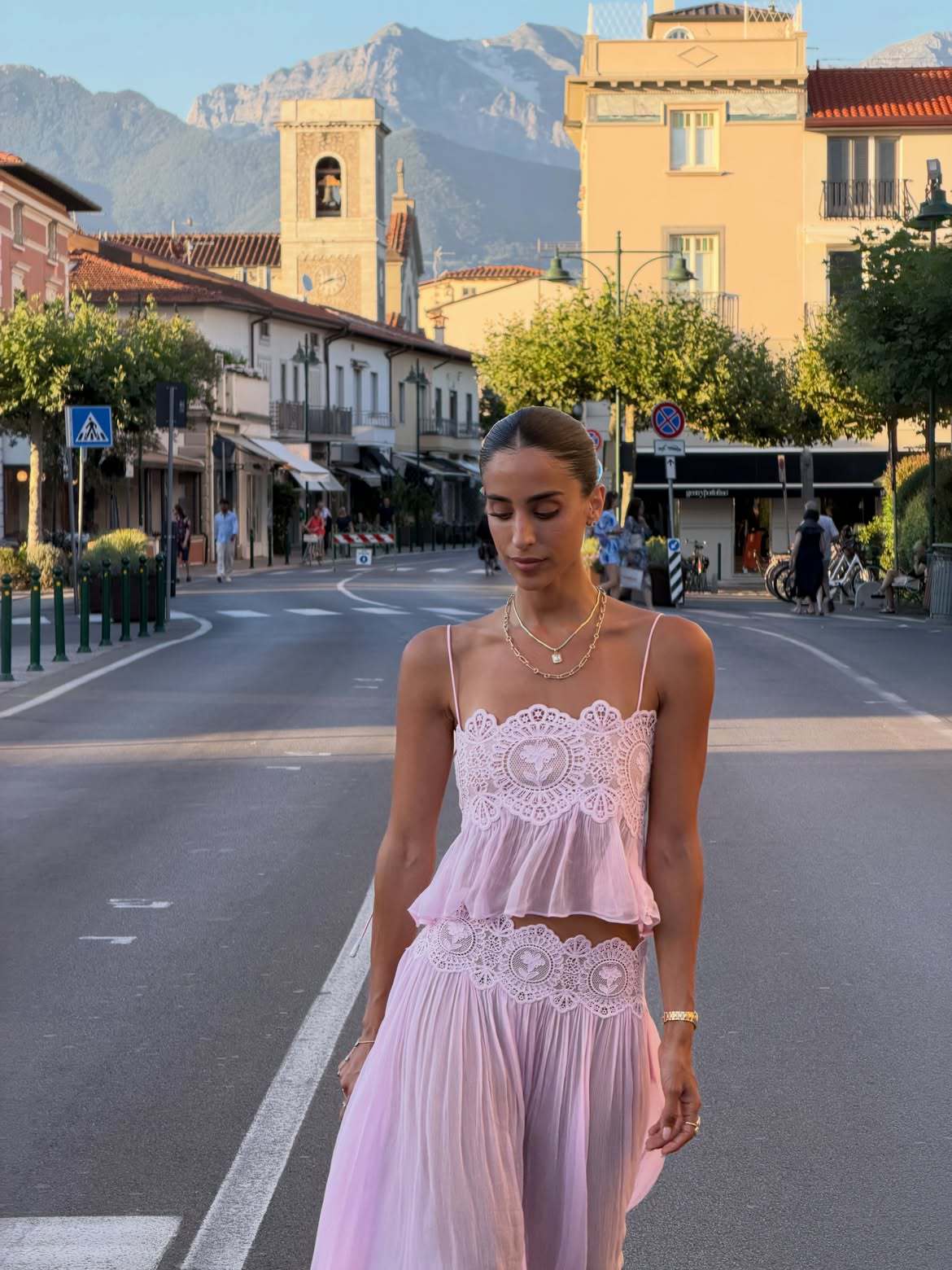 Ellis | Haut Camisole à Dentelle pour Femmes et Pantalons Amples d'Été