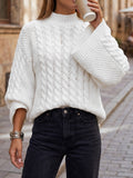 Halo | Pull en maille torsadée à col montant et manches longues pour femmes
