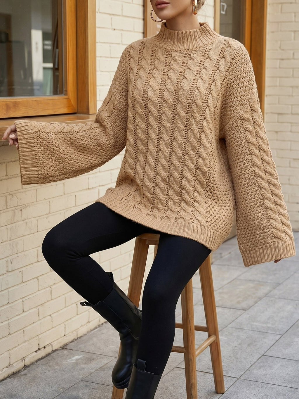Halo | Pull en maille torsadée à col montant et manches longues pour femmes