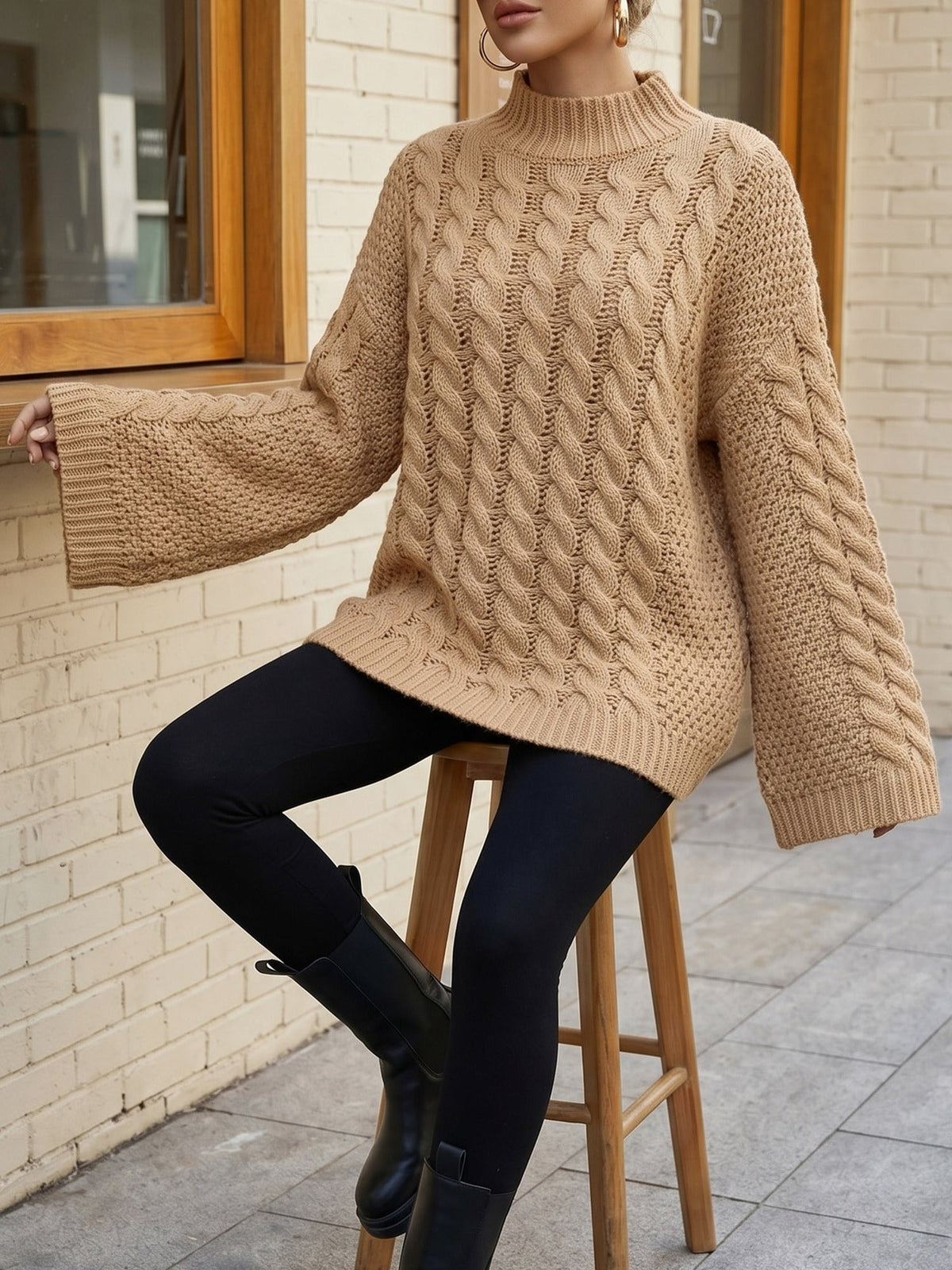 Halo | Pull en maille torsadée à col montant et manches longues pour femmes