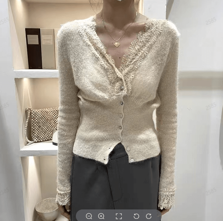 Kassandra | Cardigan en tricot à manches longues, décolleté en V et boutons sur le devant pour femmes
