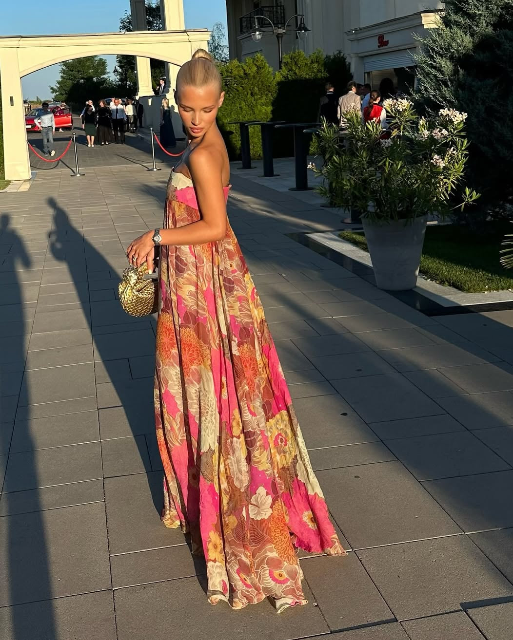 Maelynn | Robe Maxi Été Fleurie Sans Manches pour Invitées de Mariage