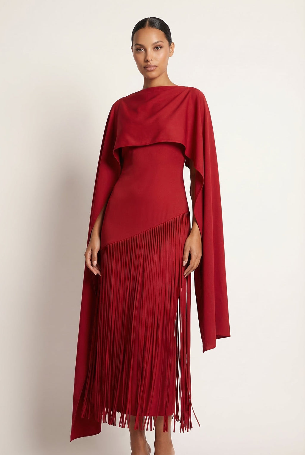Mariah | Robe de soirée maxi à manches en cape à franges pour femme