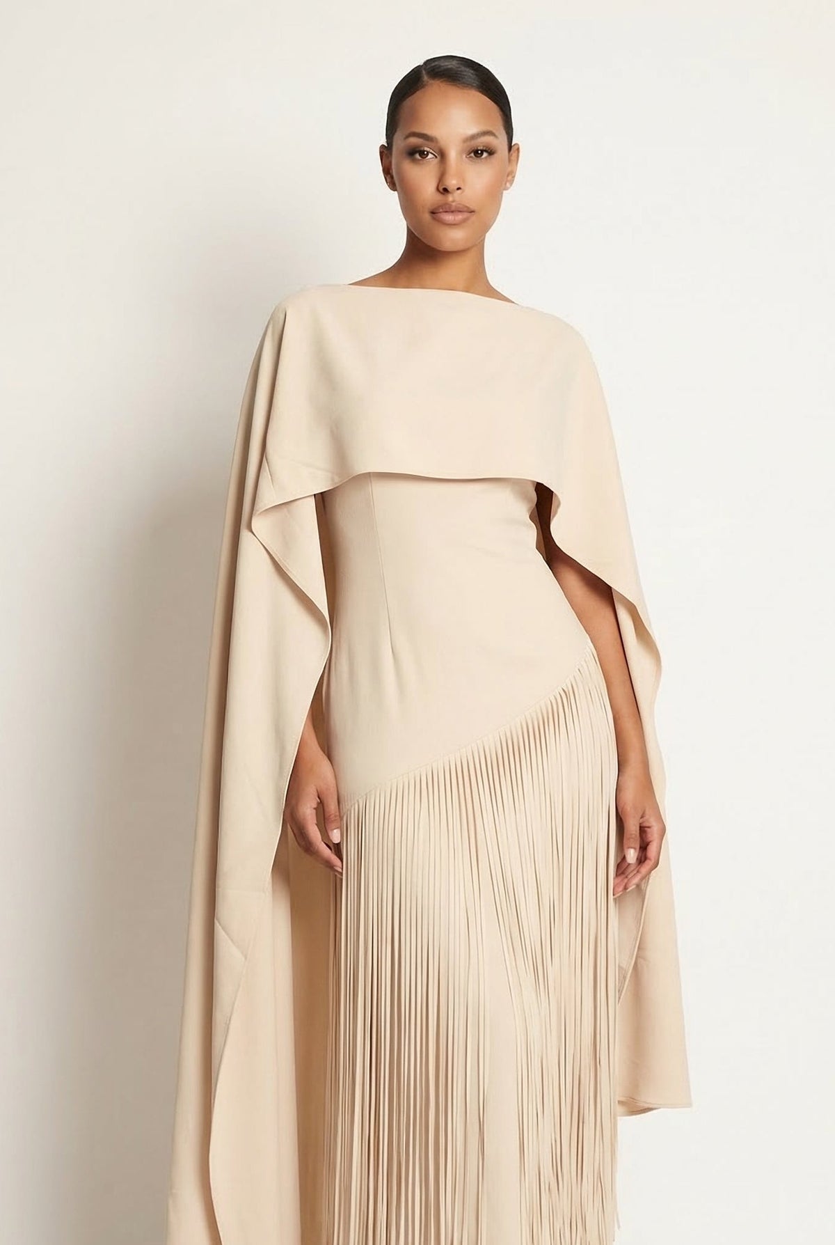 Mariah | Robe de soirée maxi à manches en cape à franges pour femme