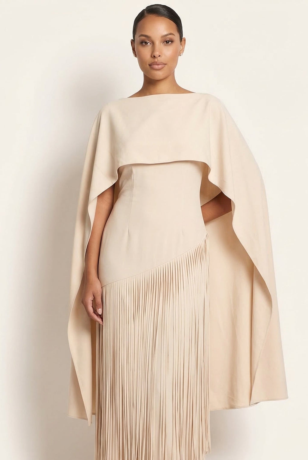 Mariah | Robe de soirée maxi à manches en cape à franges pour femme