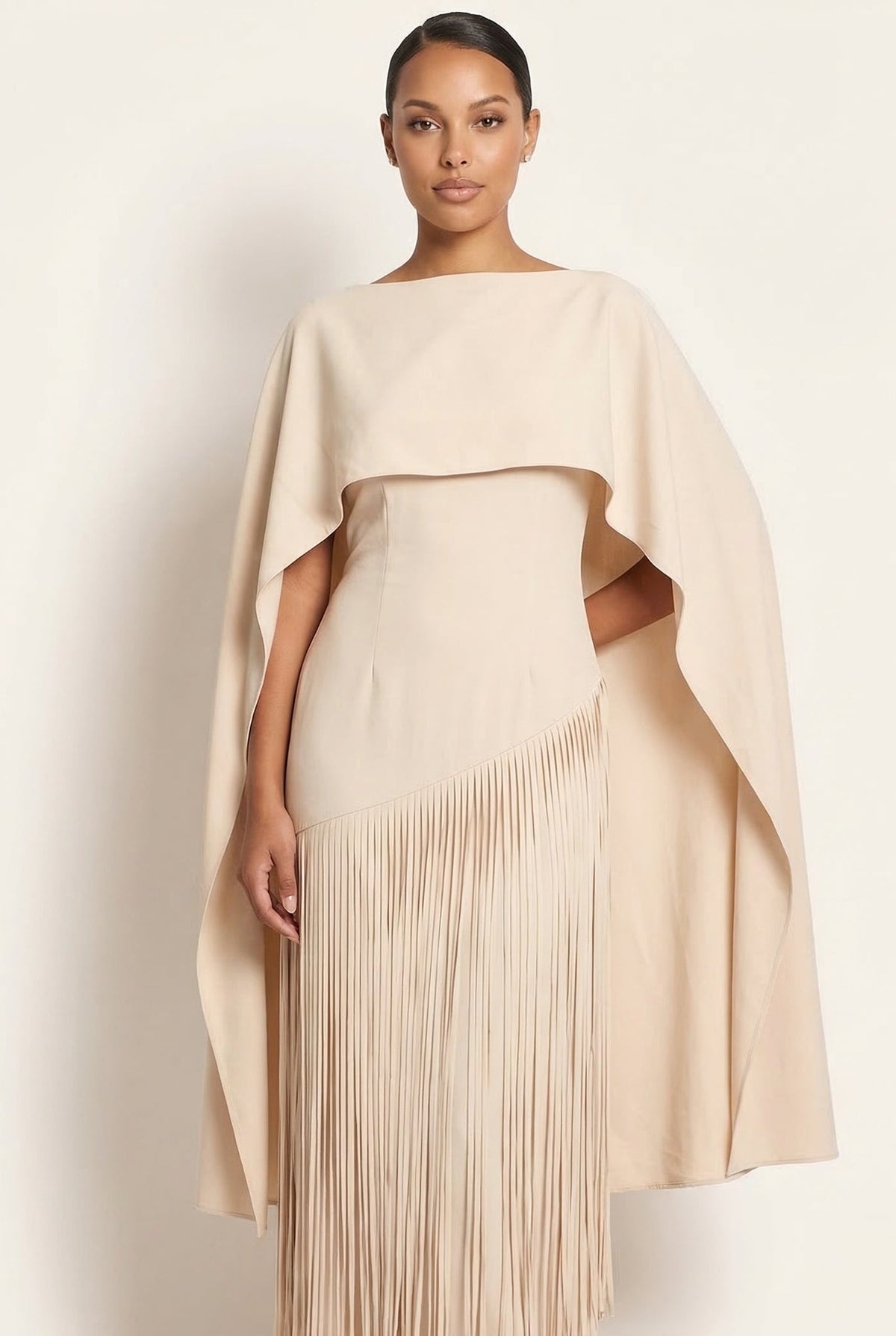 Mariah | Robe de soirée maxi à manches en cape à franges pour femme