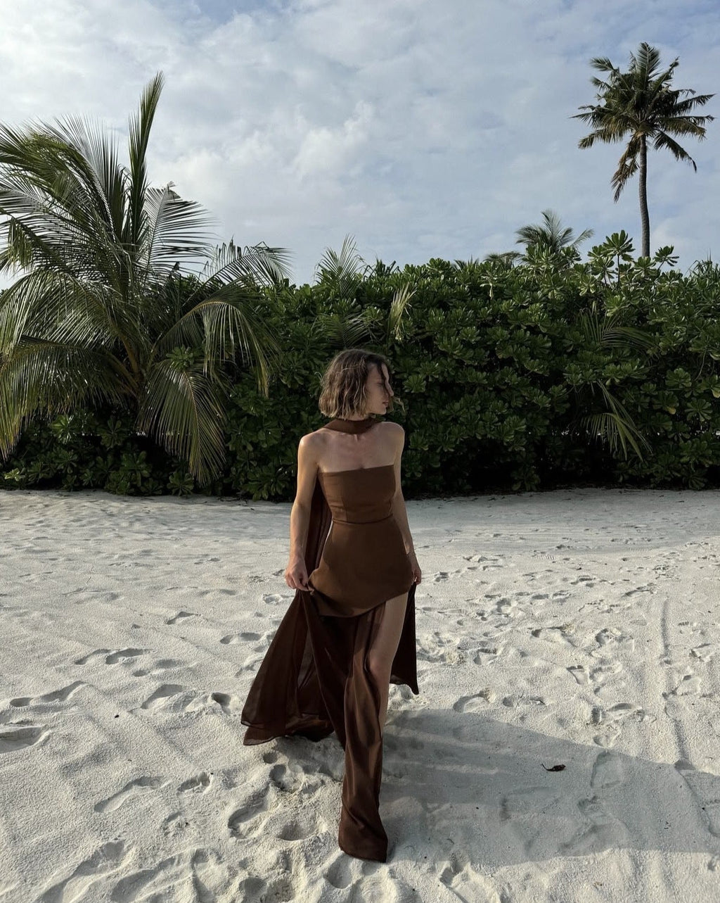 Noella | Robe Maxi Sans Manches pour Invitées de Mariage avec Écharpe