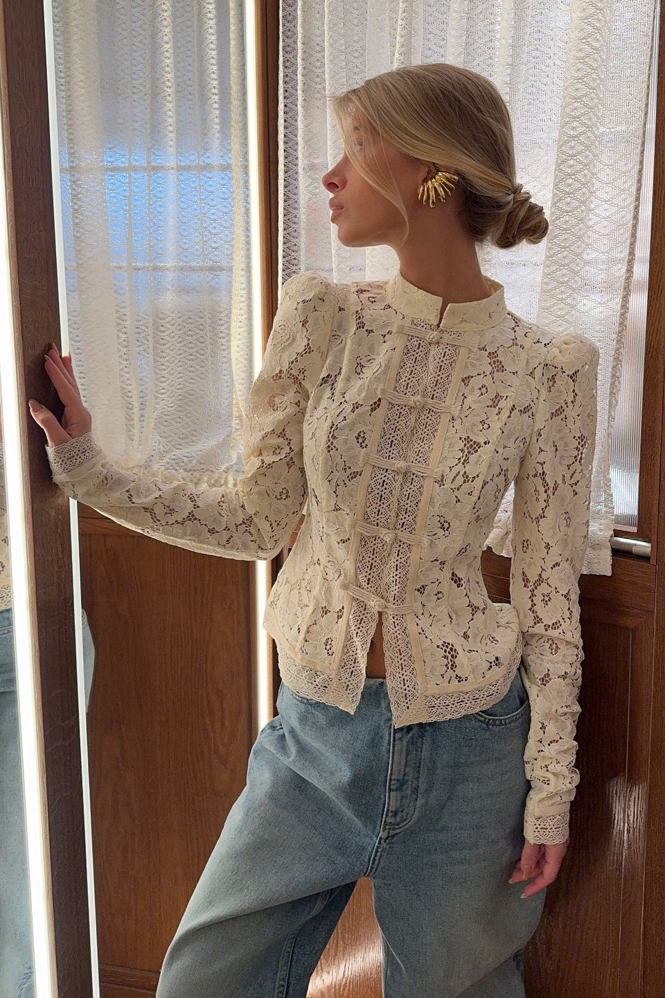 Susan | Cardigan à col mandarin en dentelle florale pour femmes