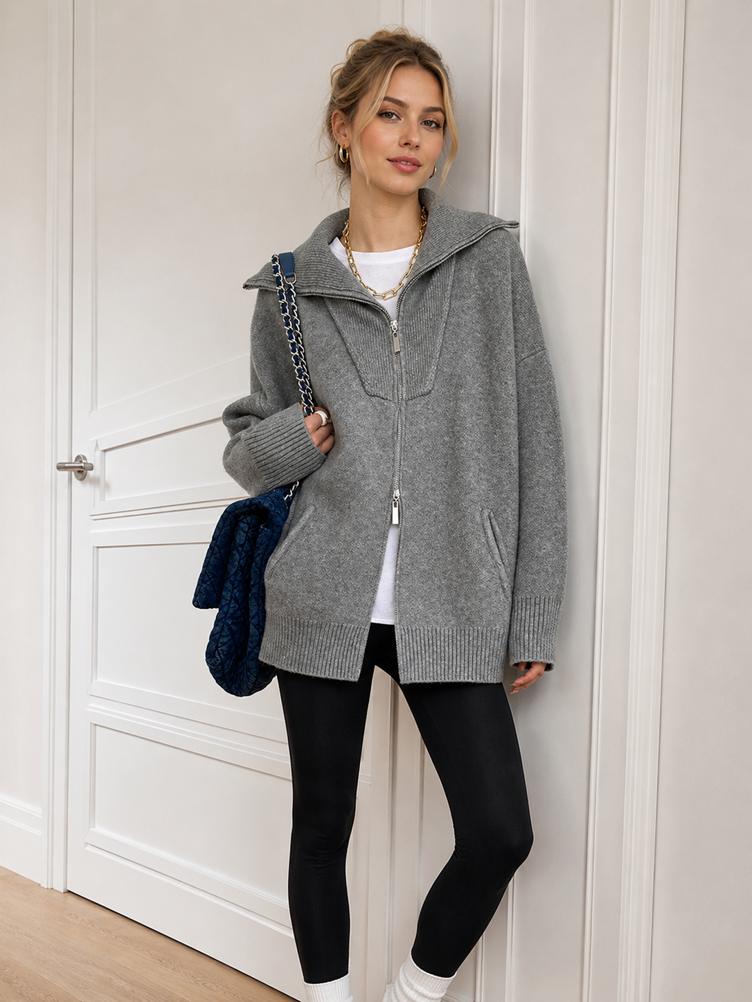 Violeta | Cardigan zippé oversize à col montant et manches longues pour femmes