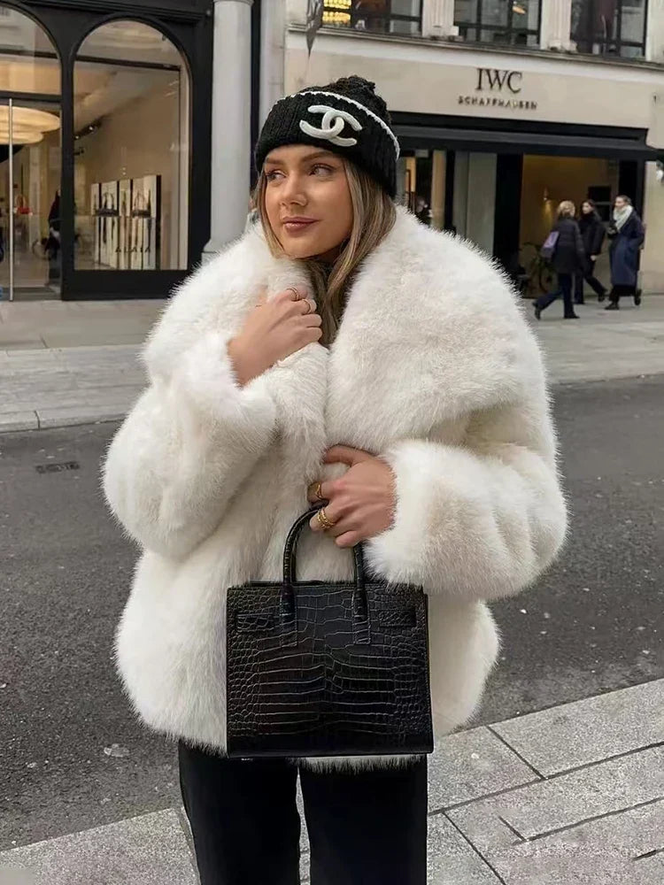 Zosia | Manteau d'hiver en peluche pour femmes avec col châle oversize et manches longues