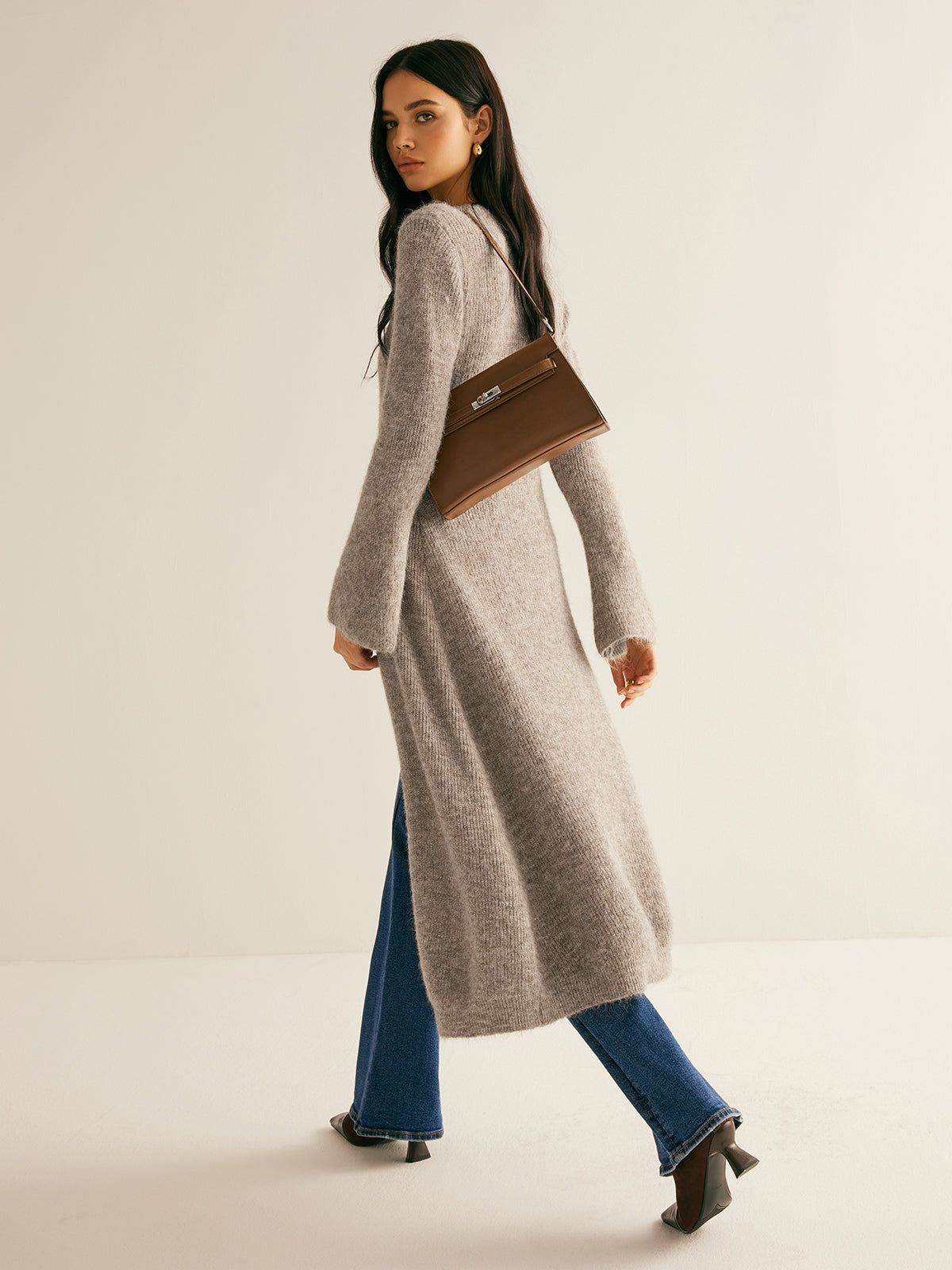 Zuri | Cardigan long en tricot à col en V pour femmes