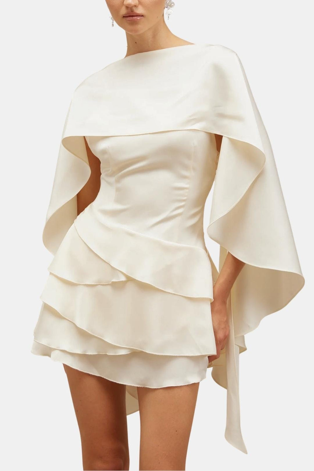 Robe Mini Avec Détails À Volants Et Dos Ouvert Pour Femme | Idéal Pour Soirées Et Événements