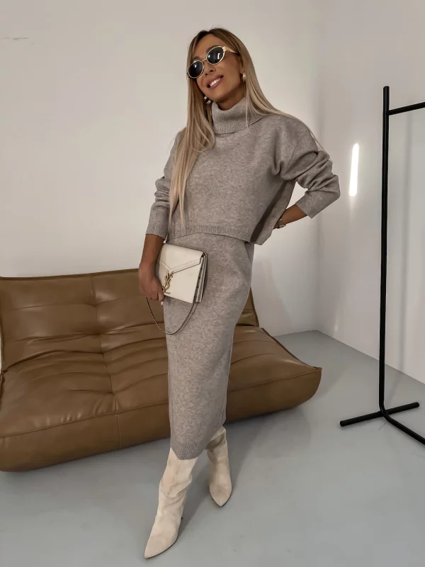 Robe et ensemble de pull à col roulé
