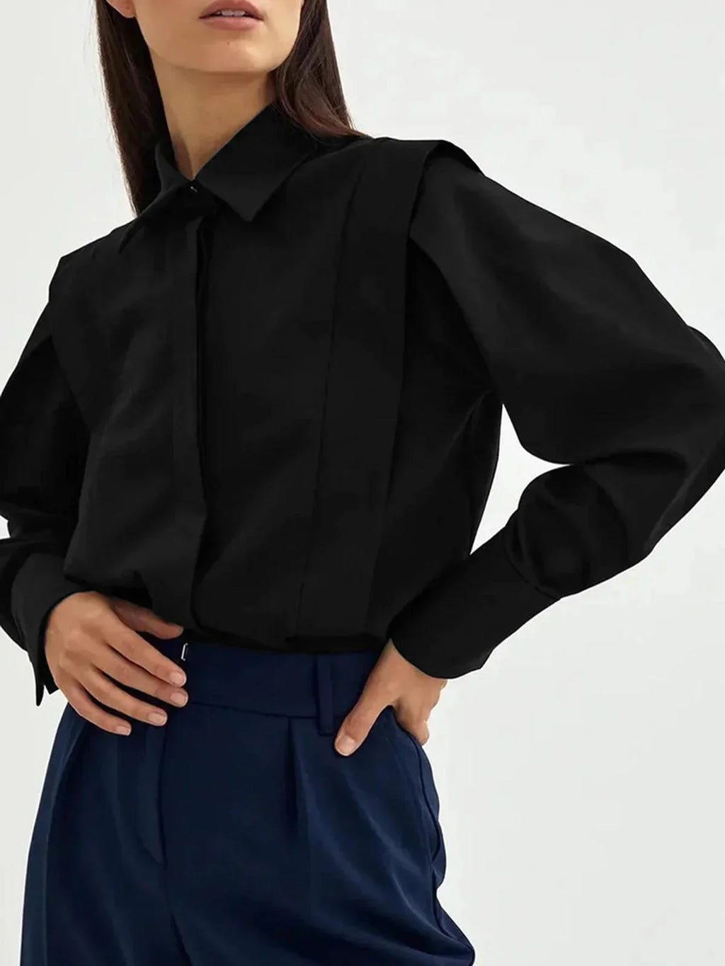 Chemise Oversize Femme Avec Décolleté V Et Épaules Structurées
