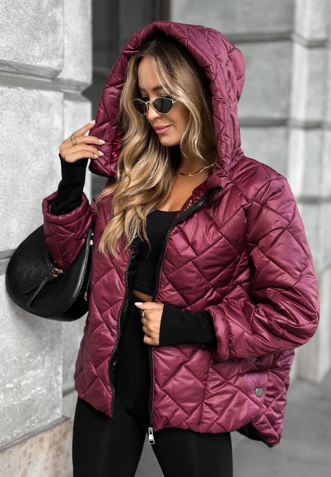 Veste en duvet pour femme avec capuche et motif matelassé