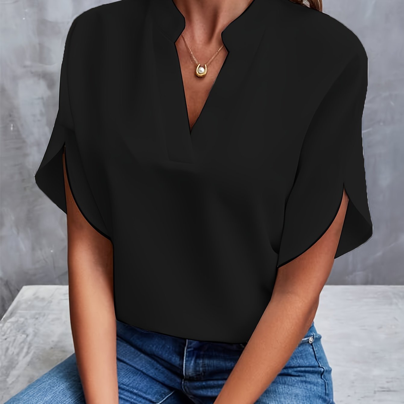 Blouse à manches courtes pour femmes | Élégante avec décolleté en V et manches chauve-souris