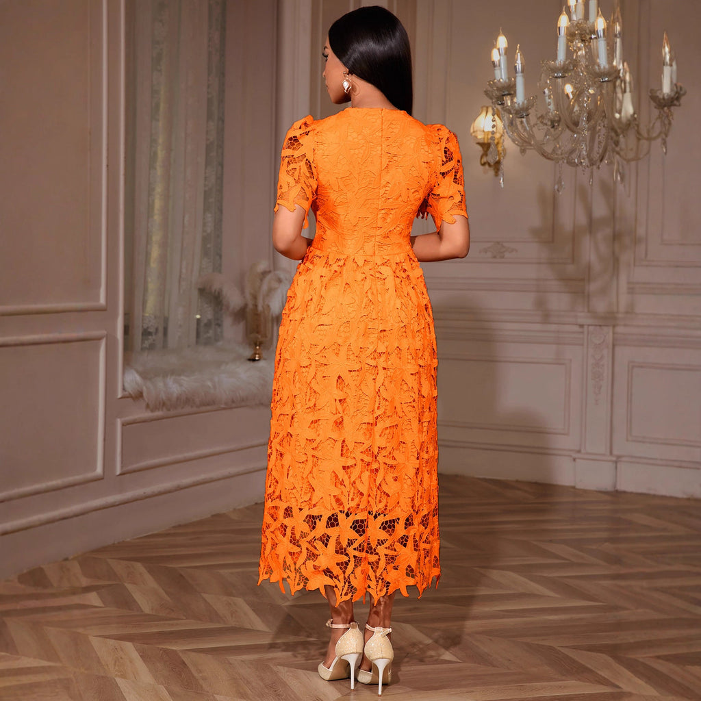 Robe maxi en dentelle pour femmes avec motif floral Mirla