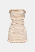Robe Mini Sans Bretelles Avec Détail Twist Et Coupe Ajustée Pour Femme | Idéal Pour Soirées Et Événements