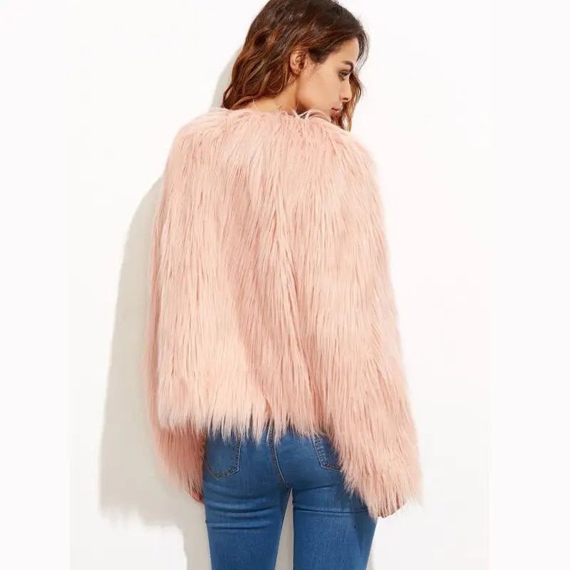 Lozenda - Manteau en fourrure doux avec charme