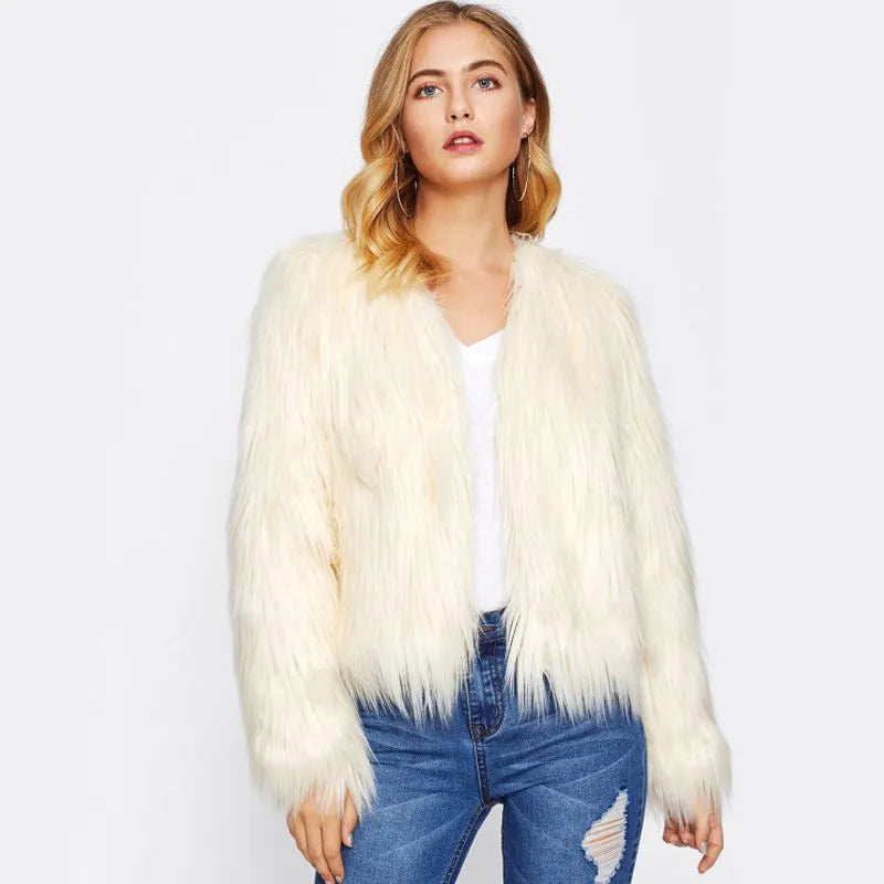 Lozenda - Manteau en fourrure doux avec charme