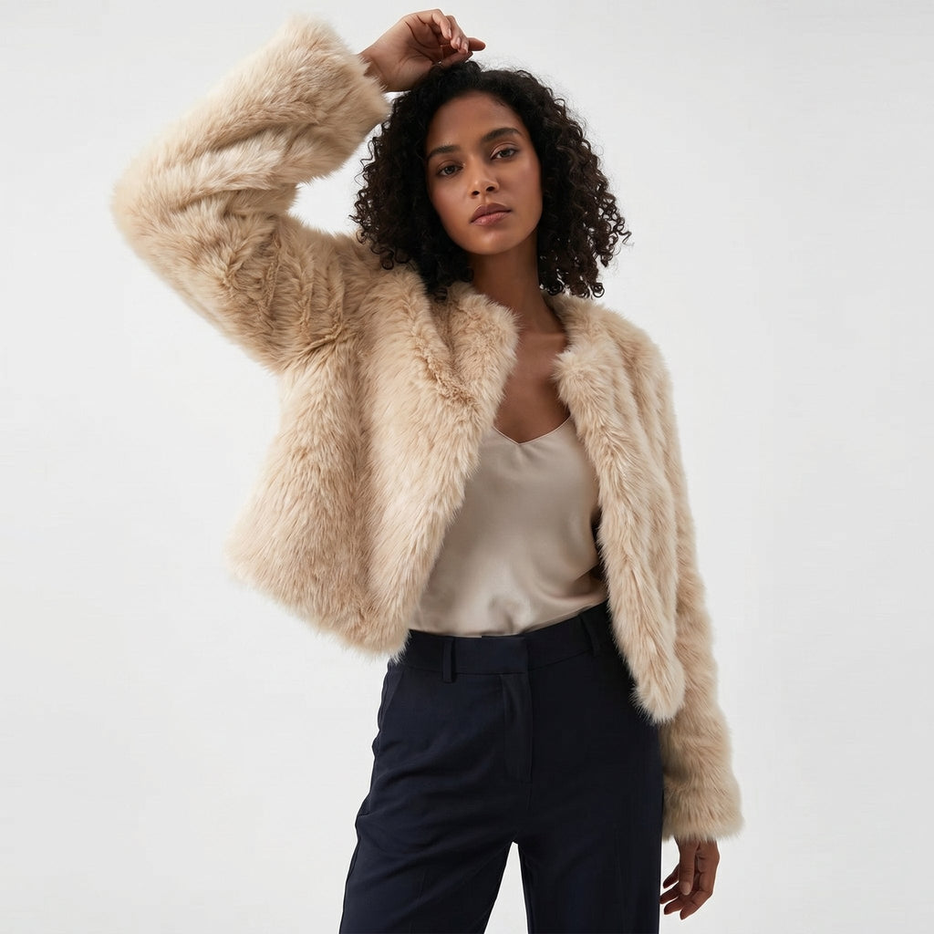Olivia | Veste courte en tricot en fausse fourrure chaude et confortable
